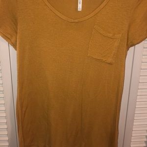Mustard yellow t-shirt